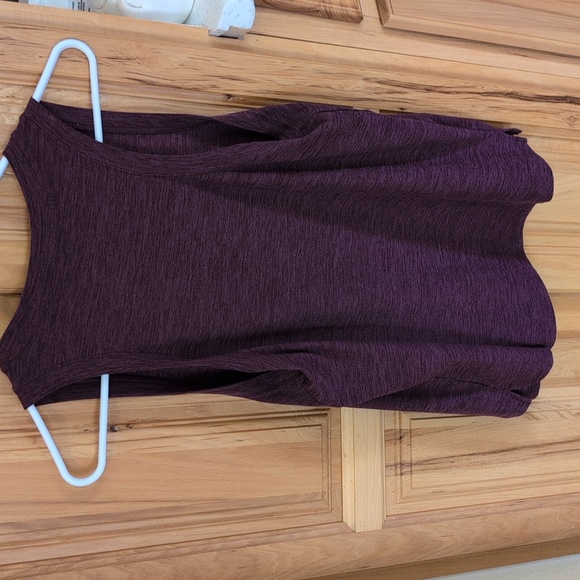 Kyodan Burgundy Tank Top Size Small - Picture 4 of 4